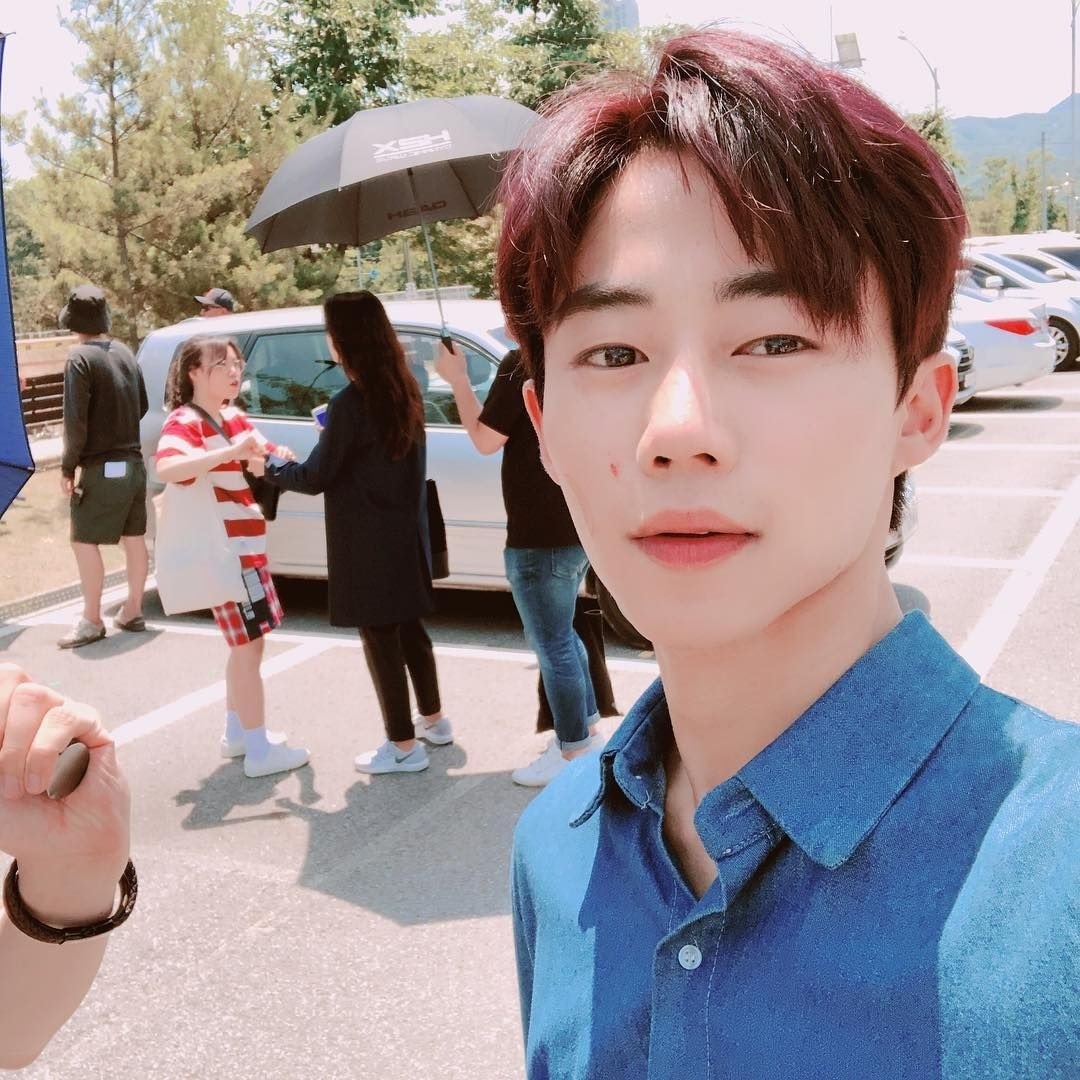 park ji bin dien trai anh 9