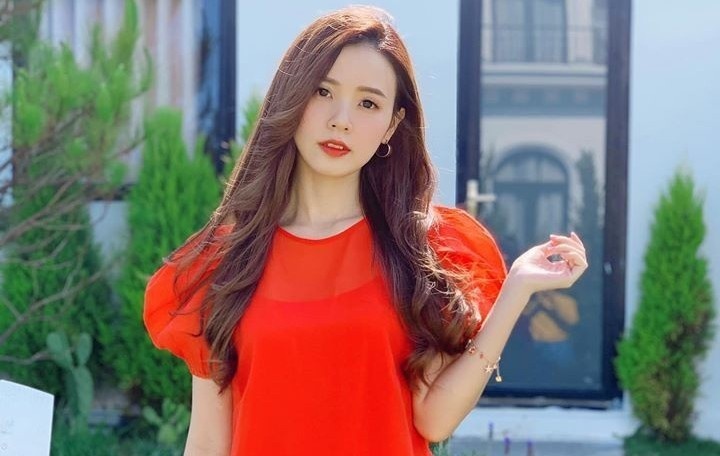 midu chia se quan diem yeu cong khai anh 2