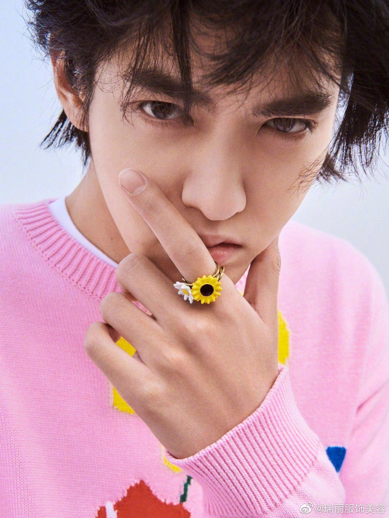 ngo diec pham mac do phi gioi tinh anh 12