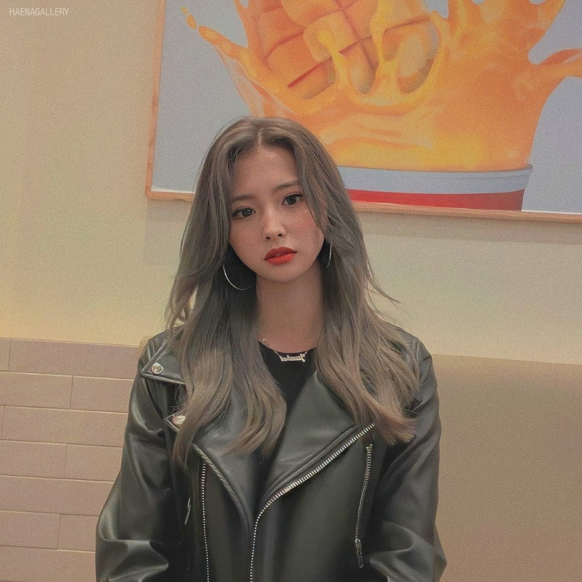 nhom nu tan ra thoi diem dich covid-19 anh 6