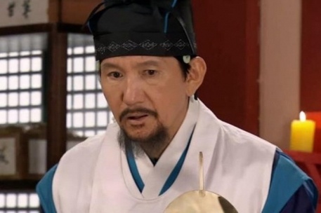 Dien vien 'Nang Dae Jang Geum' Shin Kuk qua doi hinh anh