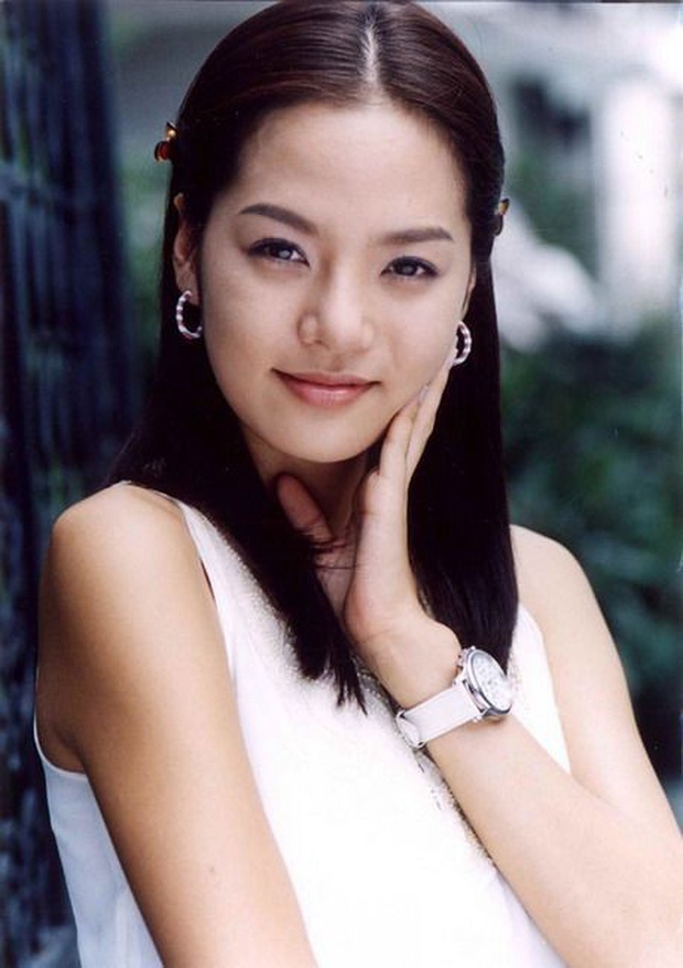 nhan sac chae rim anh 4