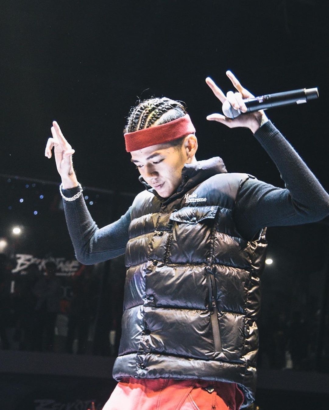 vẻ ngoài rapper hành or  ảnh 6 ve ngoai rapper hanh or anh 6