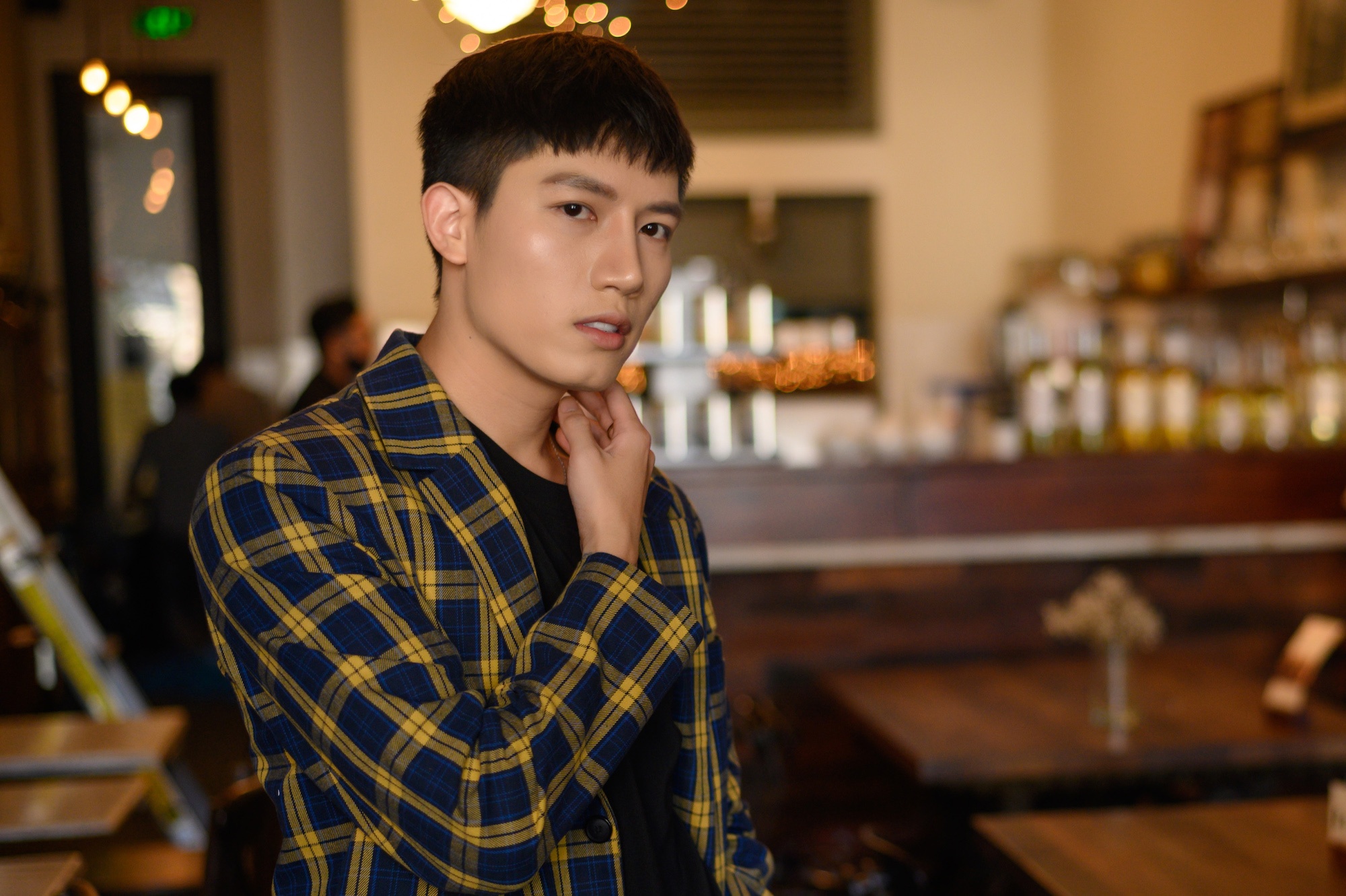 anh tu hat ho tro rap viet anh 1