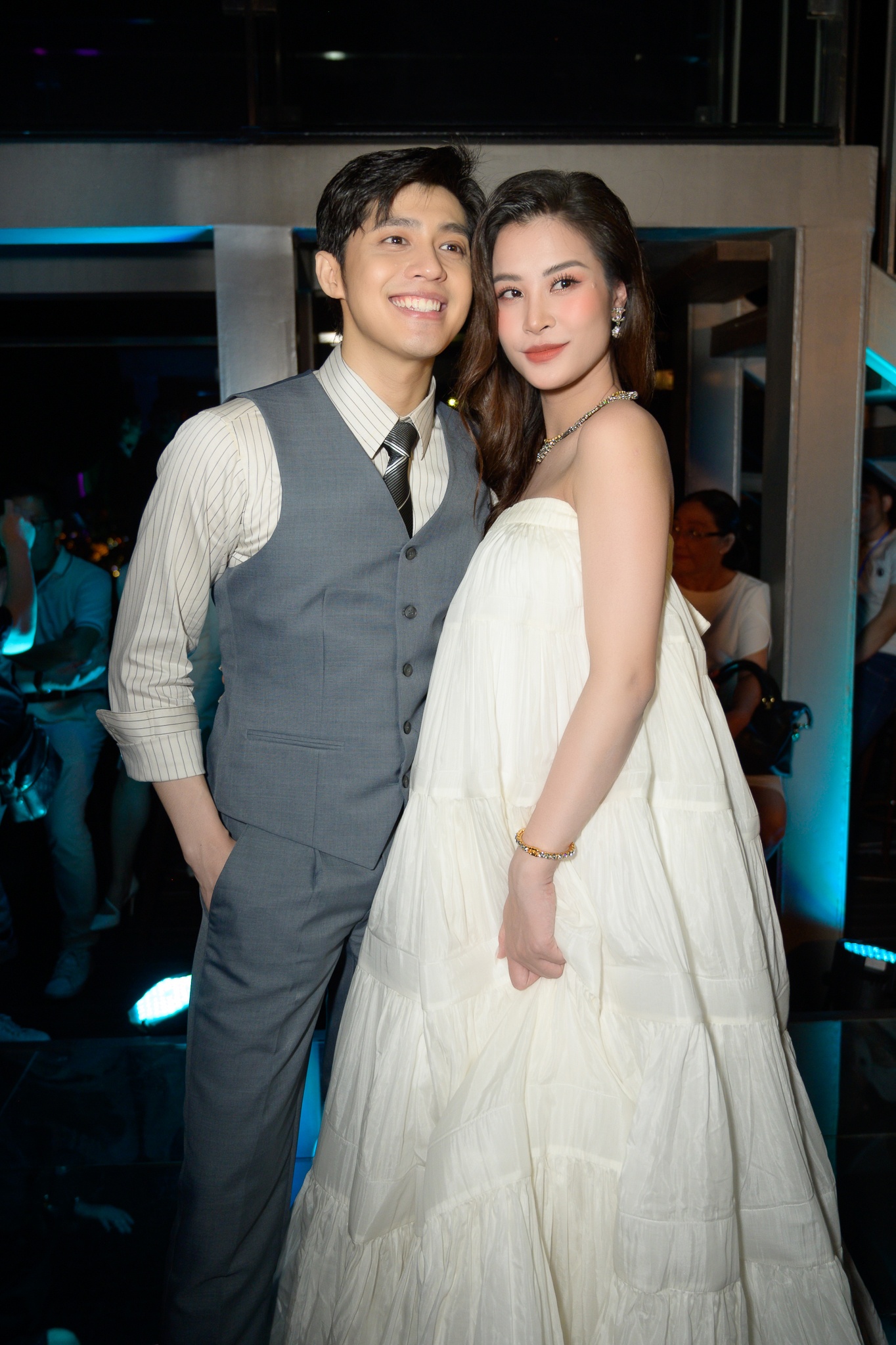 noo phuoc thinh bat hoa dong nhi anh 11