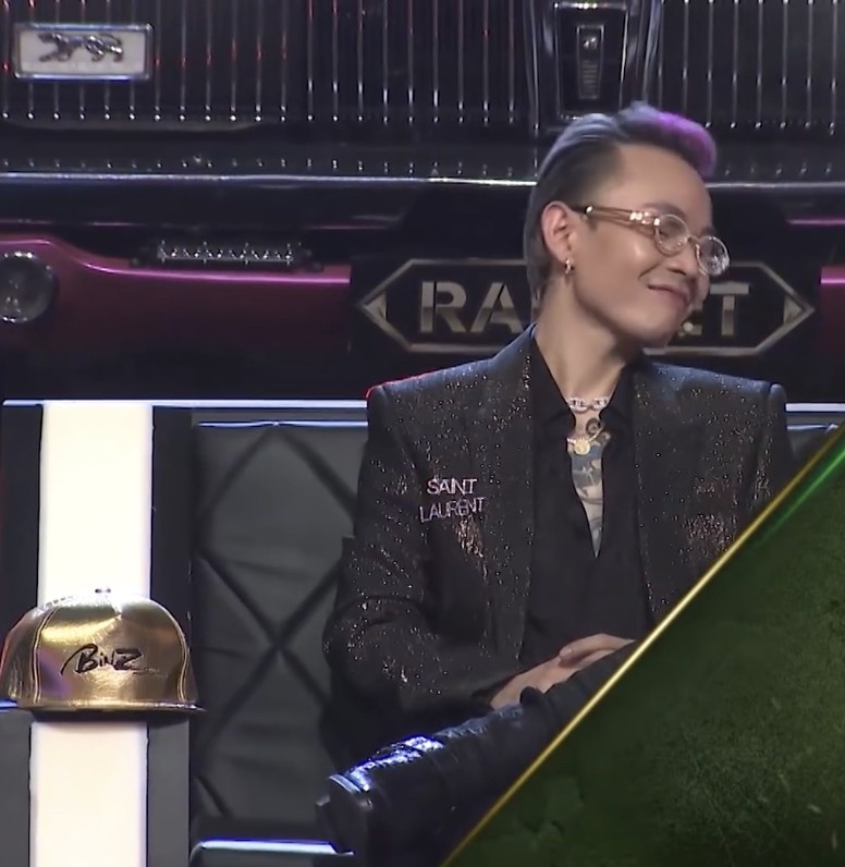 trang phuc huan luyen vien rap viet anh 2