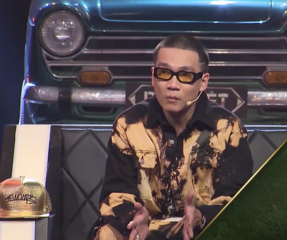 trang phuc huan luyen vien rap viet anh 6