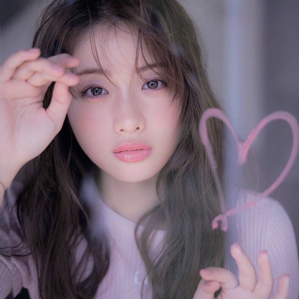 nhan sac Ishihara Satomi anh 1