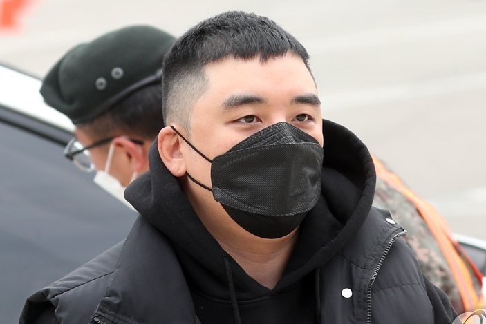 Toa an trieu tap 22 nhan chung lien quan vu an cua Seungri hinh anh