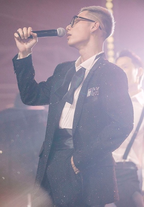 rapper tiem nang nhac viet anh 8