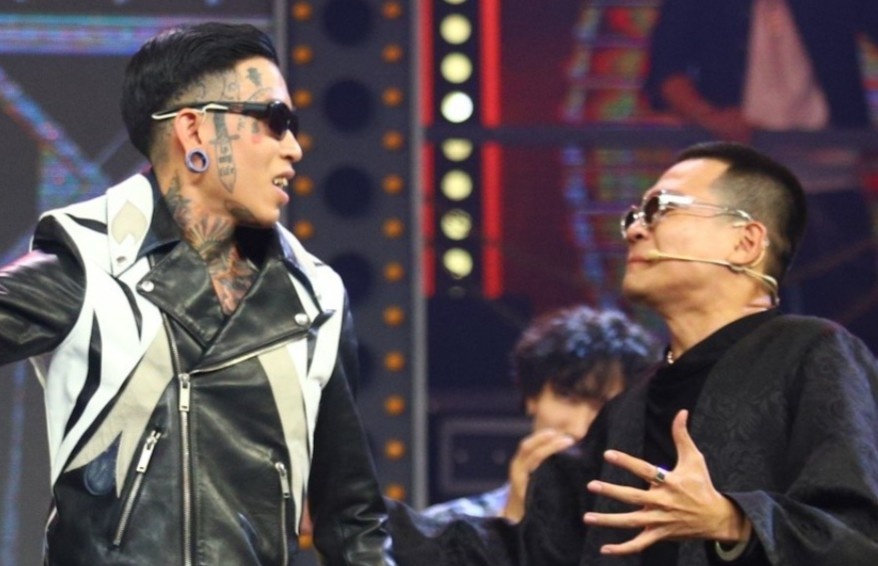 Khoanh khac Wowy bat khoc khi Tran Thanh xuong ten De Choat hinh anh