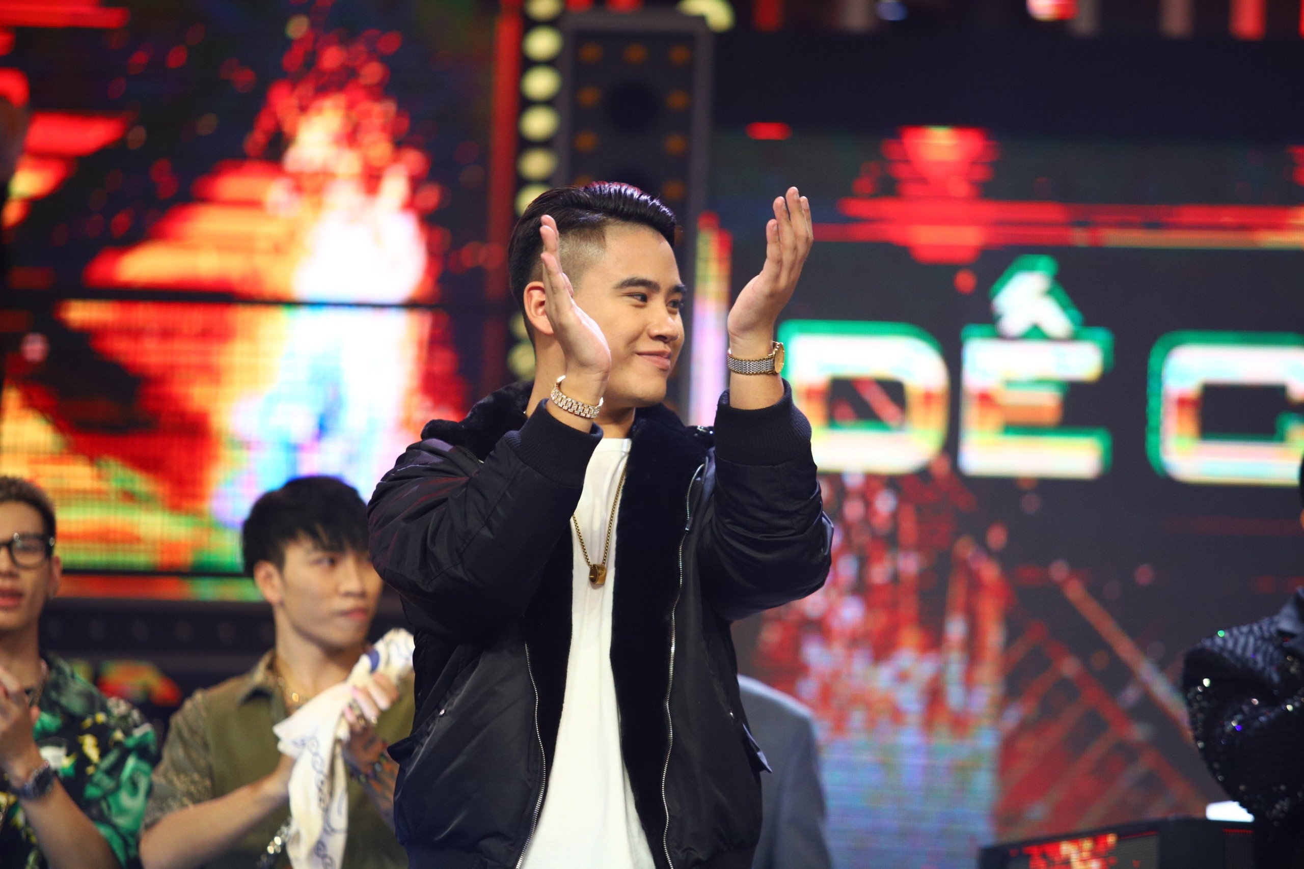 khoanh khac chung ket rap viet anh 1