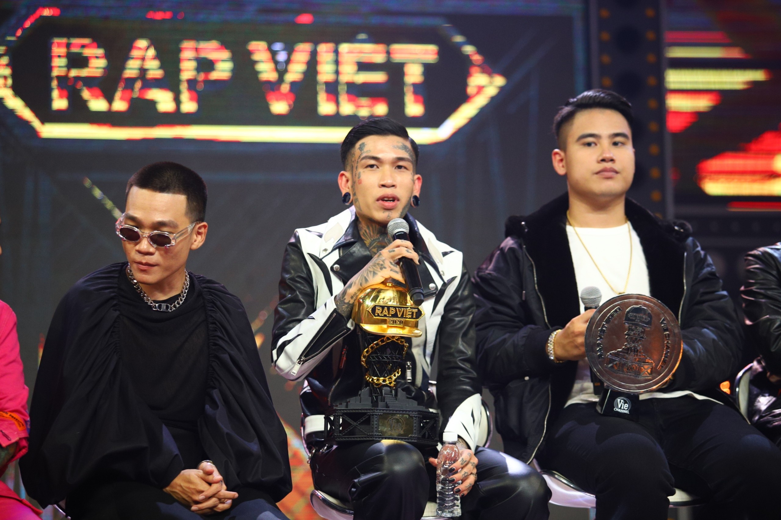 de choat quan quan rap viet anh 1