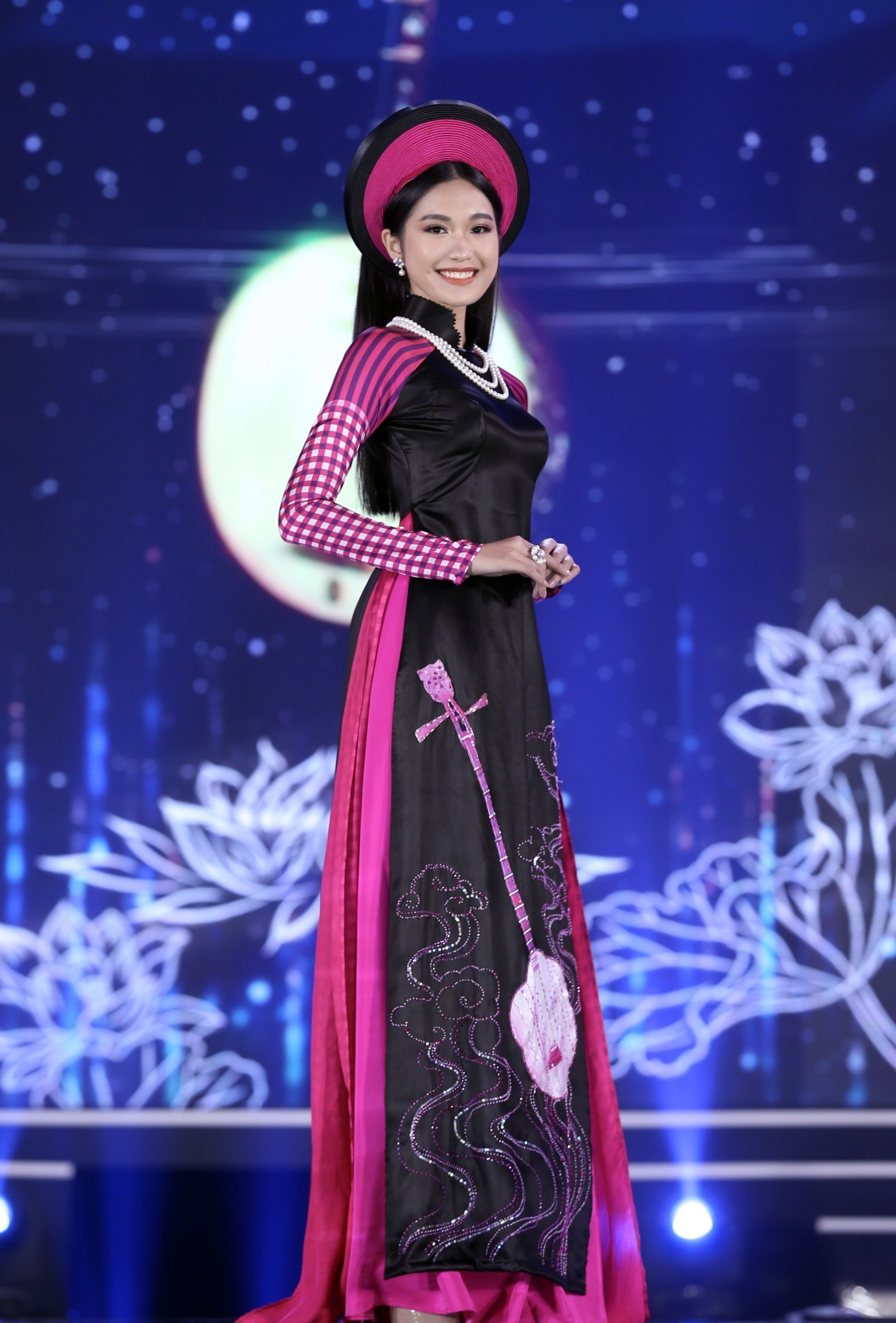 hoa hậu việt nam 2020 thi áo dài ảnh 10 hoa hau viet nam 2020 thi ao dai anh 10