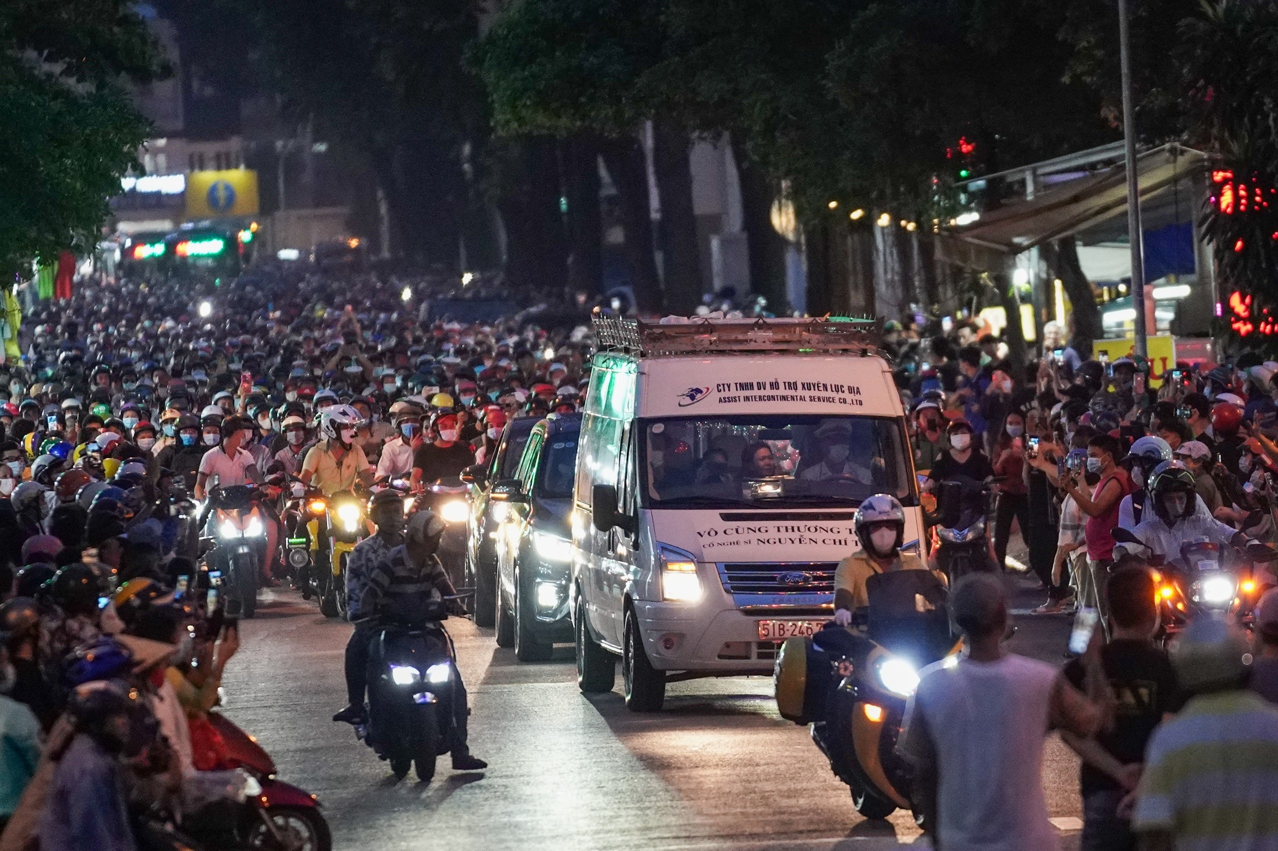 dam tang nghe si chi tai anh 1