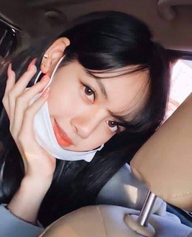 lisa ven toc mai anh 3