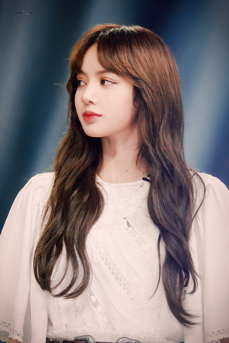 lisa ven toc mai anh 8