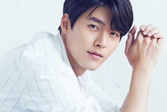 Hyun Bin giau co co nao? hinh anh