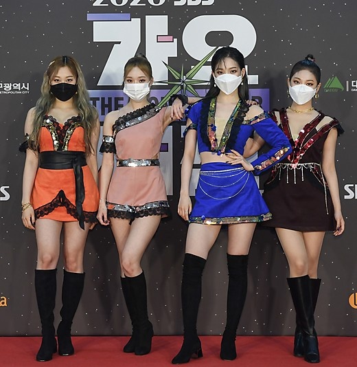 thẩm đỏ sbs gayo daejun  ảnh 5 tham do sbs gayo daejun anh 5