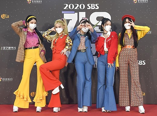 thẩm đỏ sbs gayo daejun  ảnh 3 tham do sbs gayo daejun anh 3