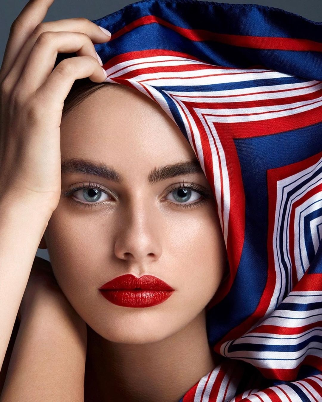 nhan sac Yael Shelbia anh 1