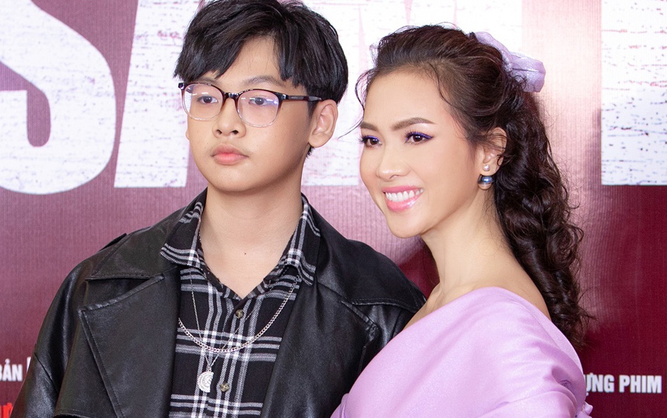 Con trai Anh Thu cao 1,8 m o tuoi 15 hinh anh