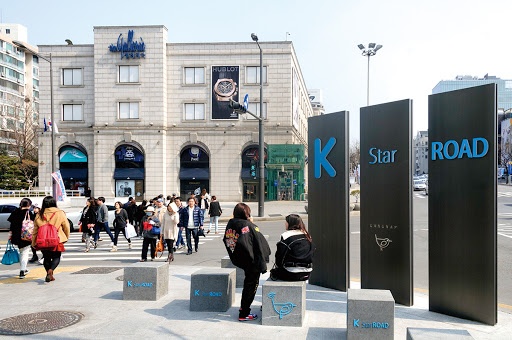 cong ty giai tri roi khoi gangnam anh 1