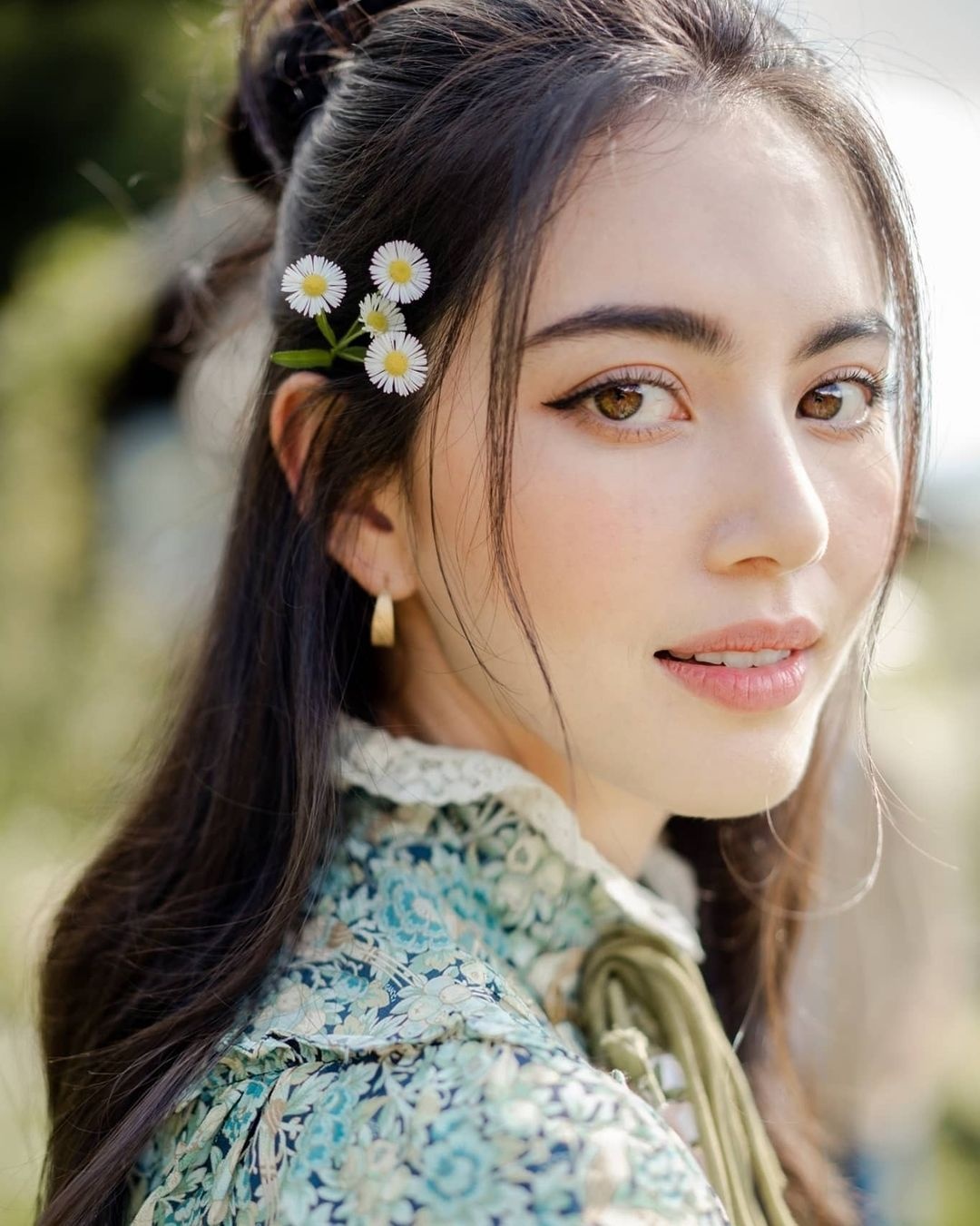 mai davika vòng eo con kiến ảnh 1 mai davika vong eo con kien anh 1