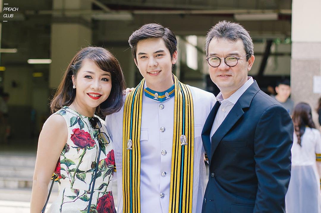 nghe si xuat than tu gia dinh tai phiet anh 9