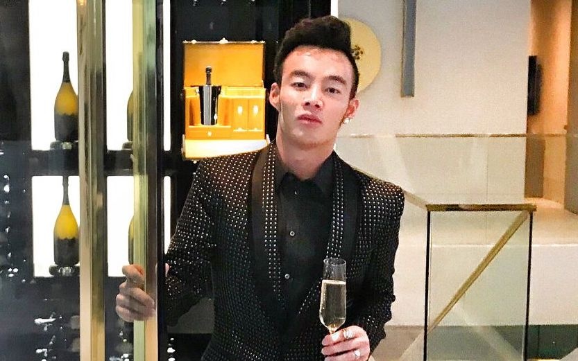 Rich kid chau A noi tieng nho mot 'cu nhan' cua Rihanna hinh anh