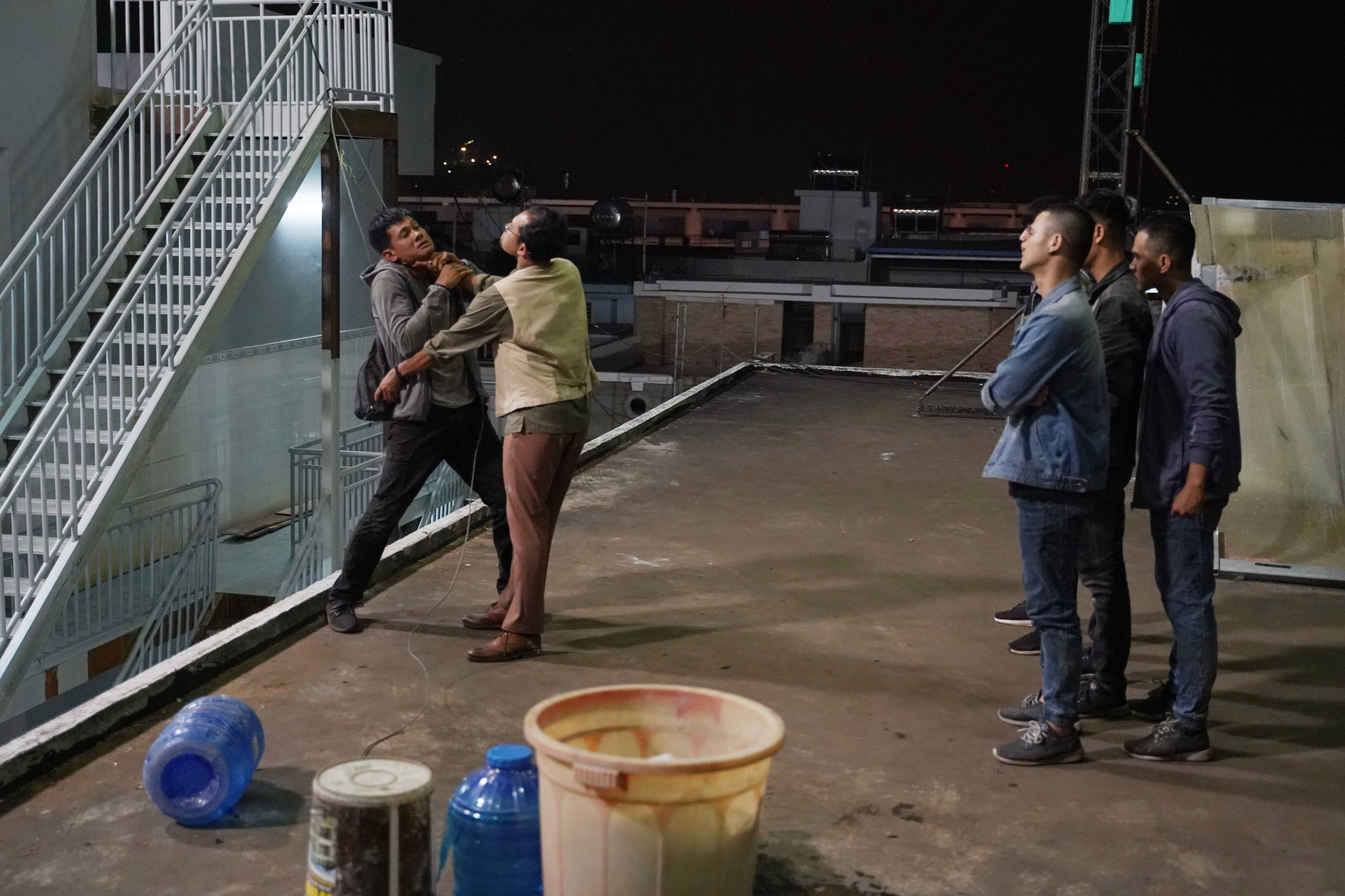 hau truong phim lat mat anh 10