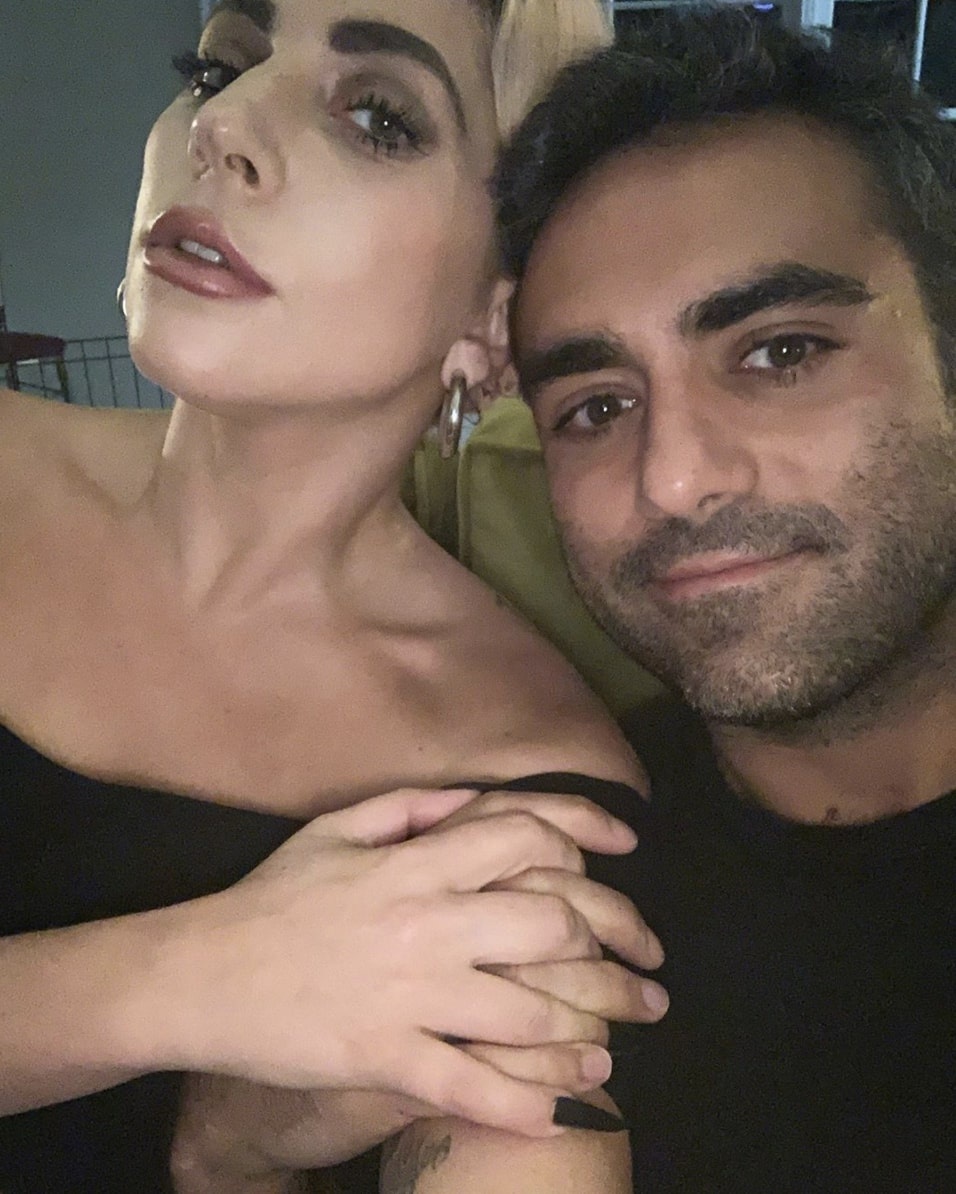 lady gaga hôn bạn trai  ảnh 5 lady gaga hon ban trai anh 5