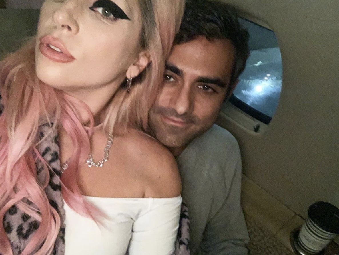 lady gaga hôn bạn trai  ảnh 6 lady gaga hon ban trai anh 6
