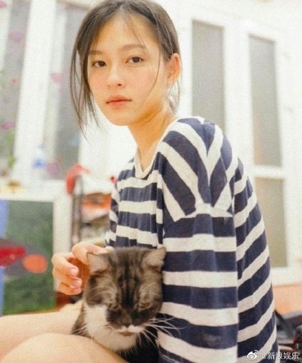 co gai viet giong chuong tu di anh 11