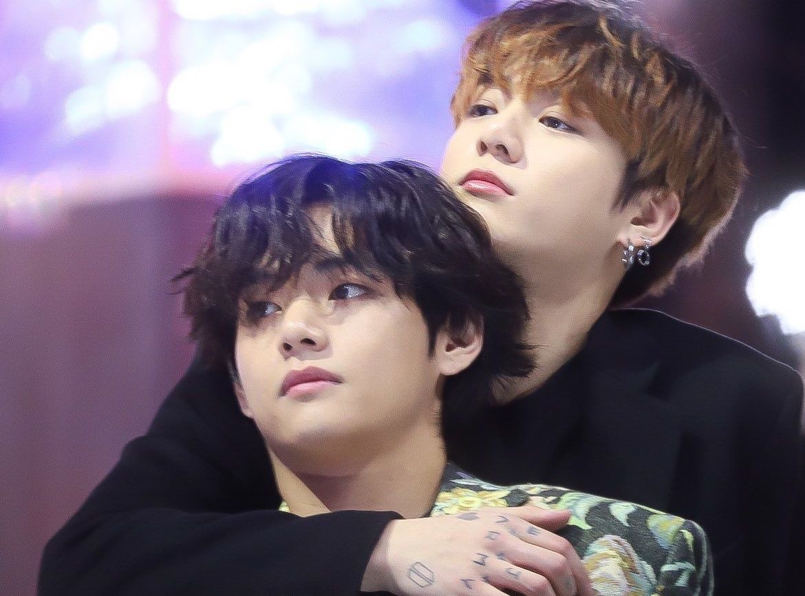 Van nan 'ship' tinh yeu dong gioi o showbiz Han hinh anh