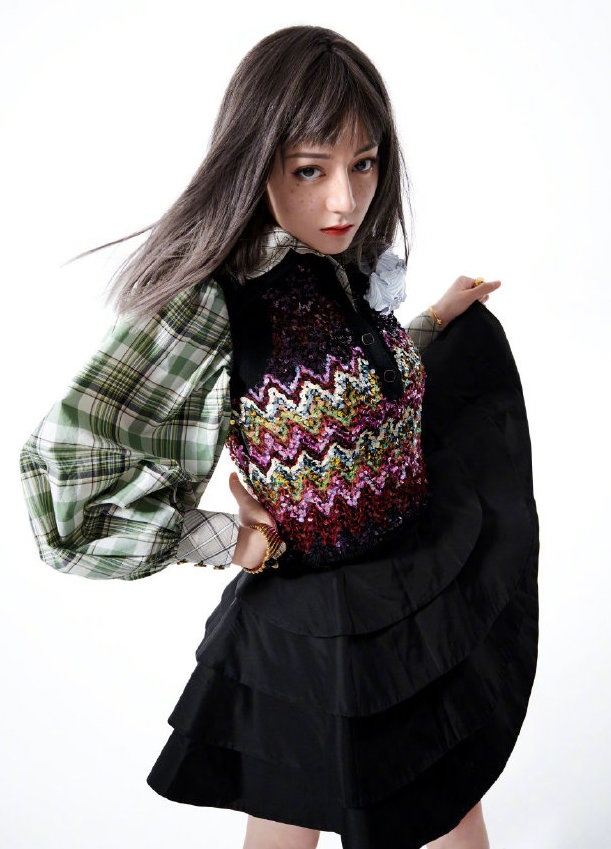 seo ye ji mac vay dung hang anh 12