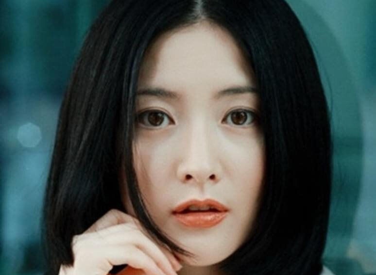 Nhan sac tuong thanh cua Lee Young Ae hinh anh