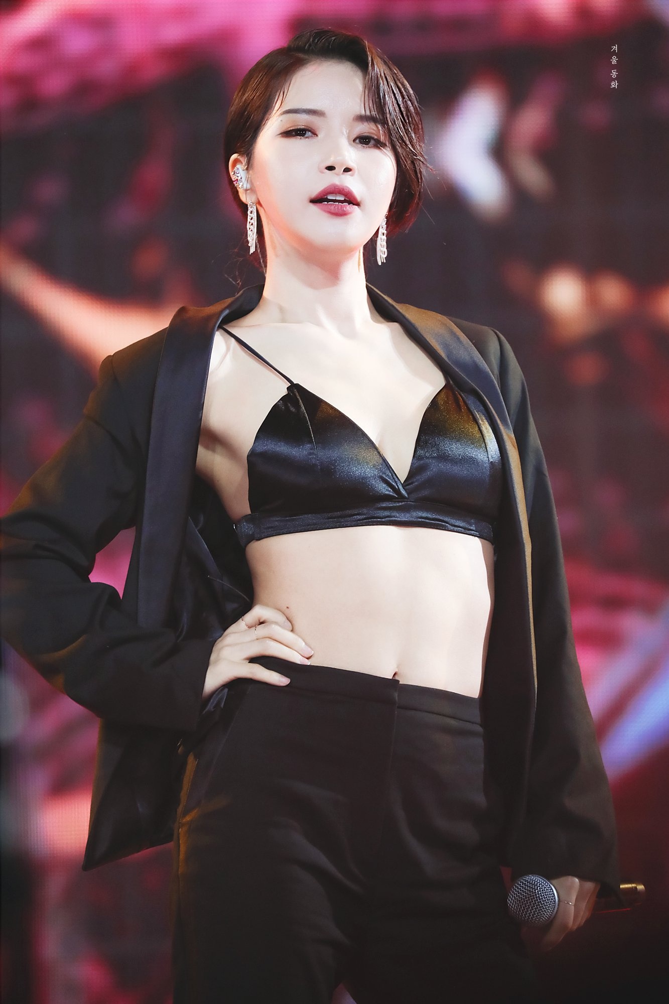 solar mamamoo mặc hở  ảnh 3 solar mamamoo mac ho anh 3