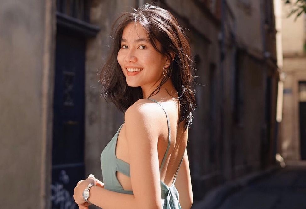 A hau Phuong Anh: '23 tuoi, toi da du lich 21 nuoc tren the gioi' hinh anh