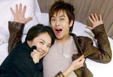 Sao ‘Soi day chuyen dinh menh’ gay tranh cai khi chup anh voi bo chong hinh anh