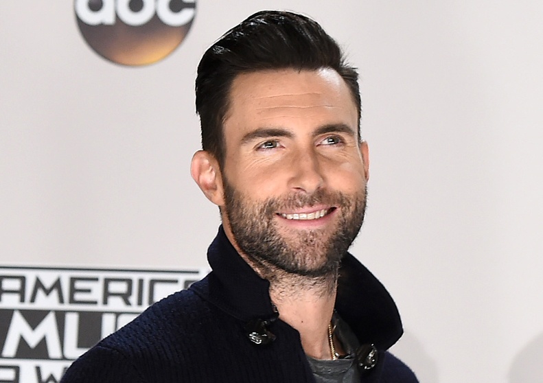 Nhom Maroon 5 chuan bi ra mat album moi hinh anh