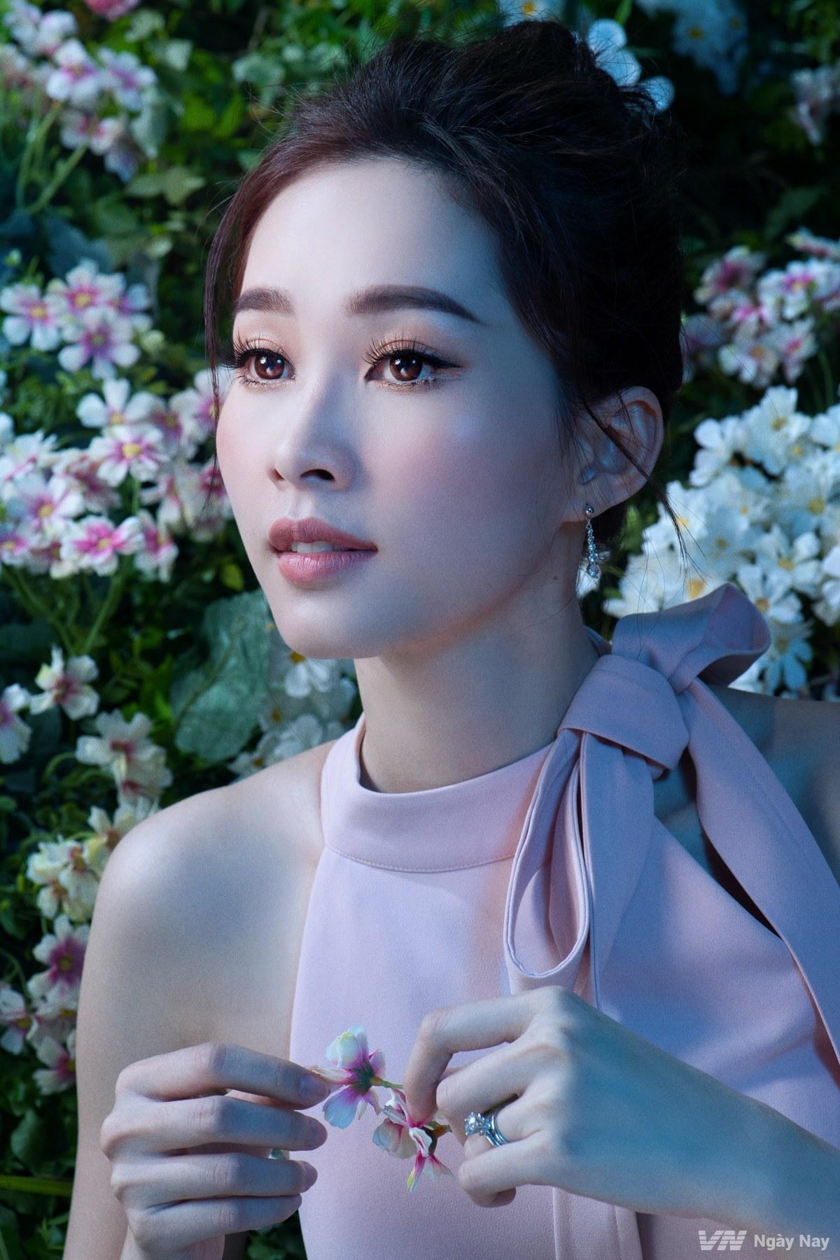 chuyen gia trang diem minh loc qua doi anh 22