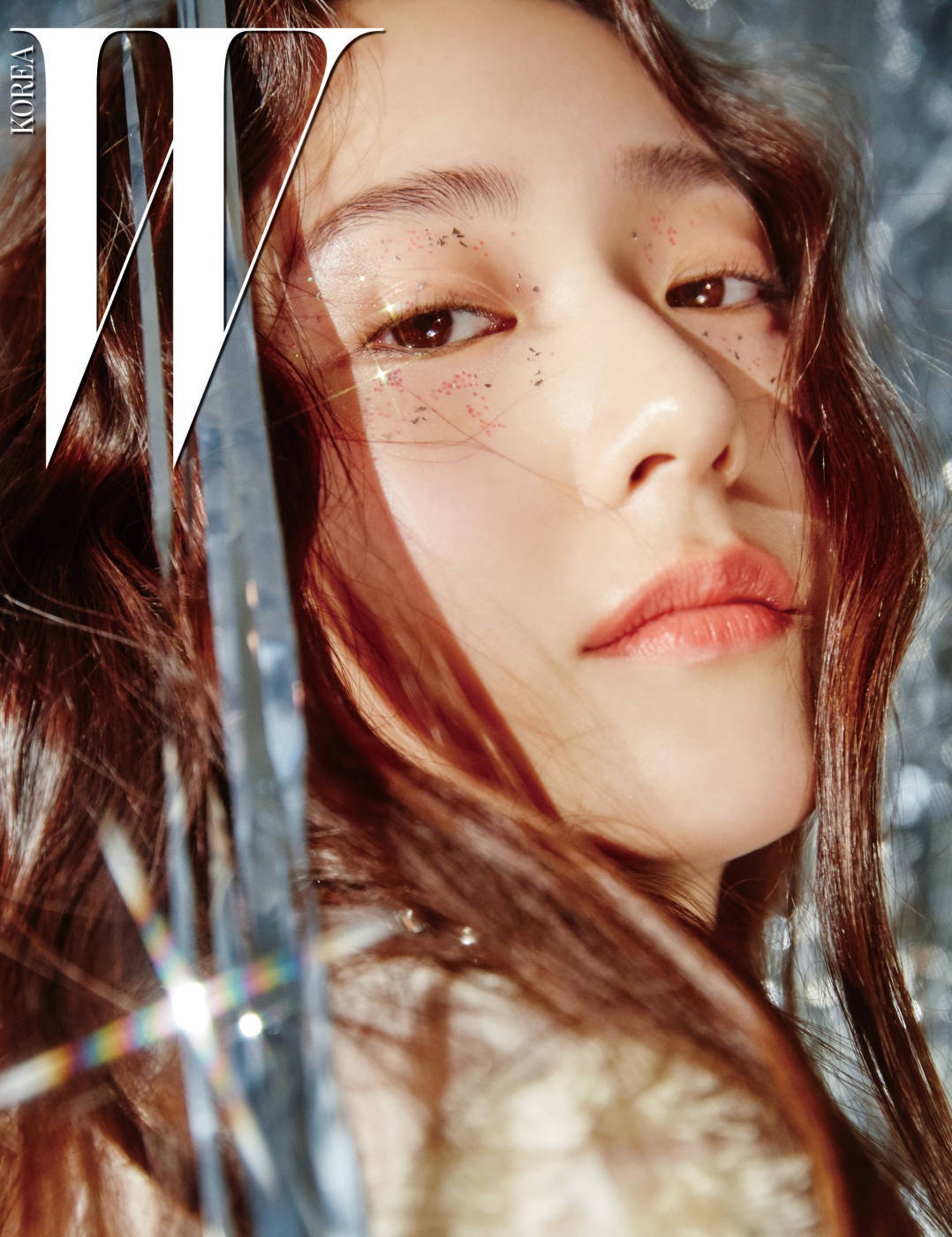 nhan sac krystal anh 3