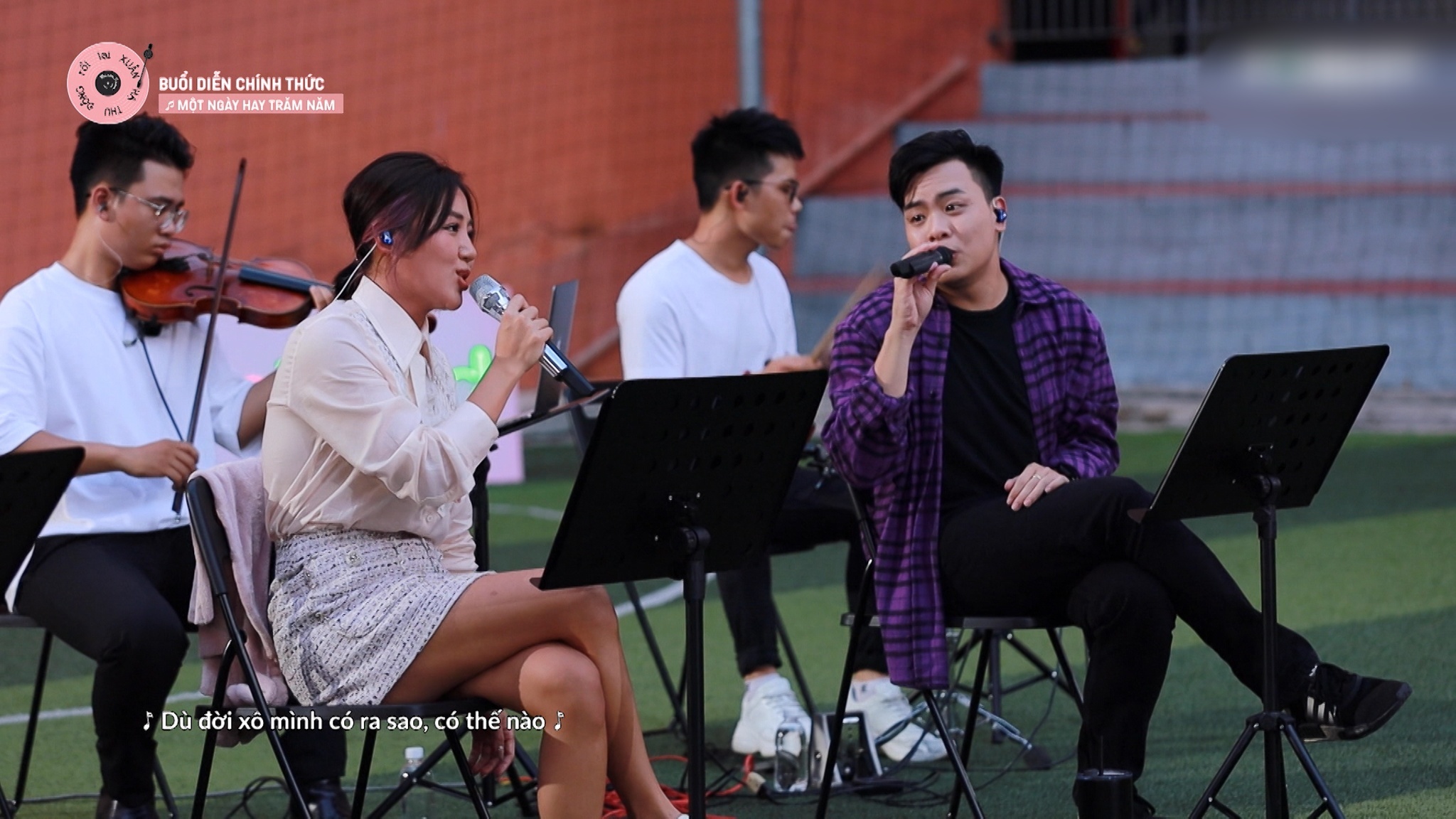 van mai huong song ca hoa minzy anh 2