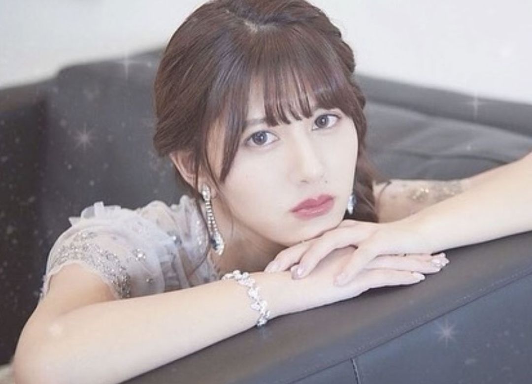 dich vu cho sugar daddy o showbiz nhat anh 3