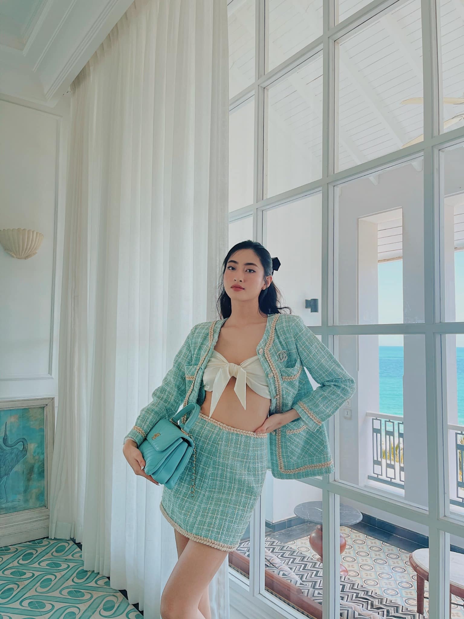 luong thuy linh xin loi me vi mac bikini anh 3