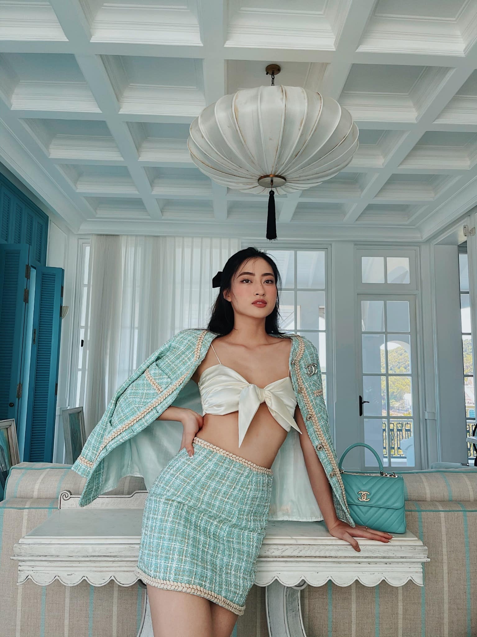 luong thuy linh xin loi me vi mac bikini anh 4