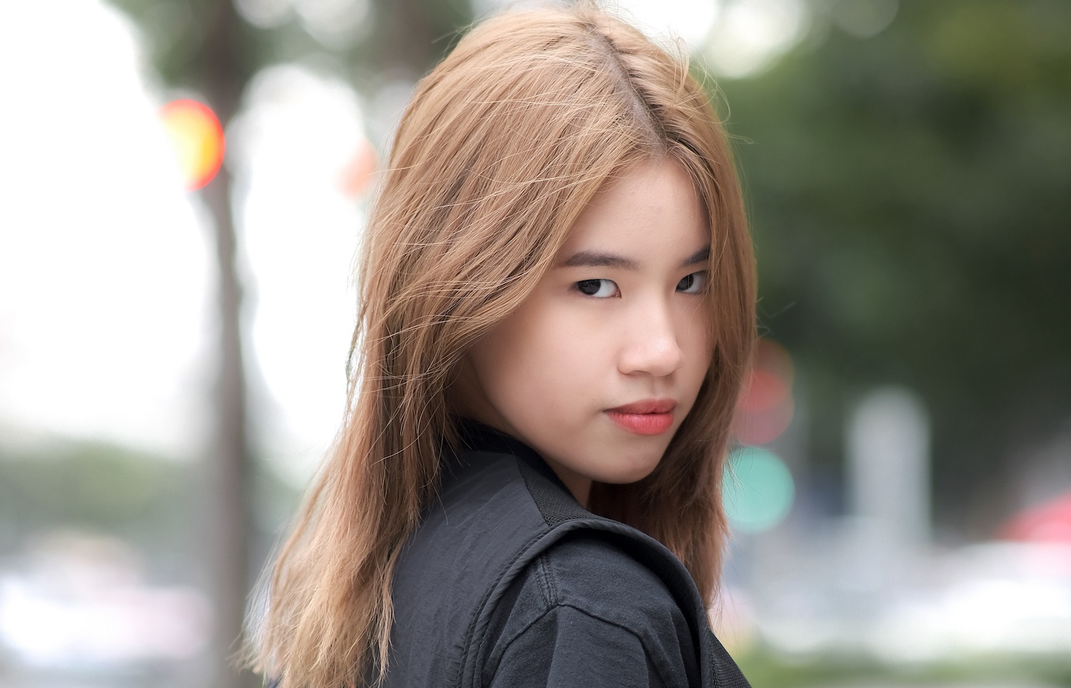 Phao len tieng khi bi to cuop cong sang tac 'Hai phut hon' hinh anh