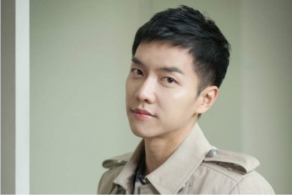 chang re quoc dan lee seung gi anh 1