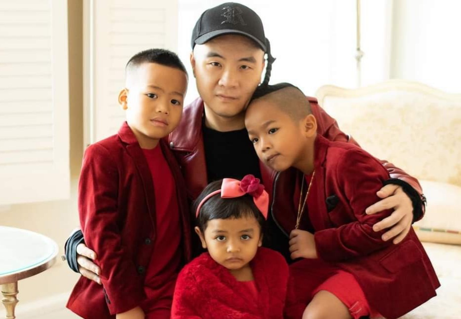 NTK Do Manh Cuong nhan con nuoi thu 8 hinh anh